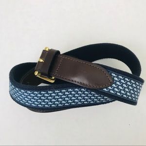 Vineyard Vines Blue Whale Print Belt